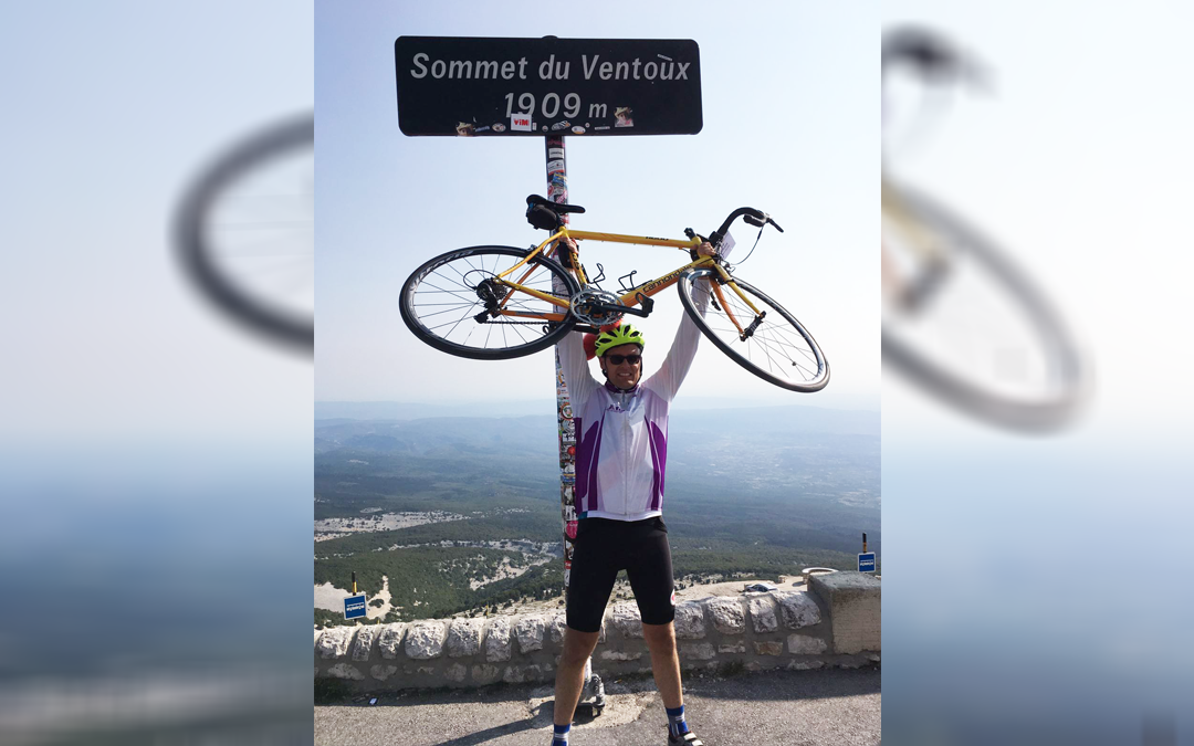 Veearts Harm Stokman beklimt Mont Ventoux voor het goede doel